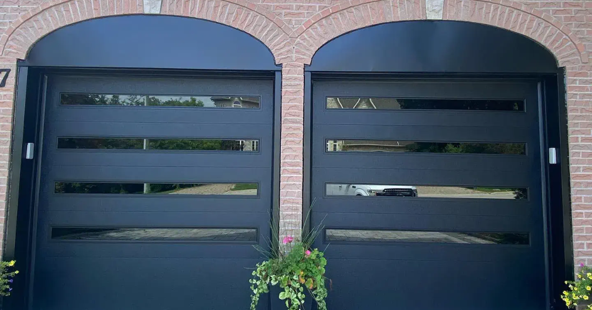 Garage Doors In Scarborough